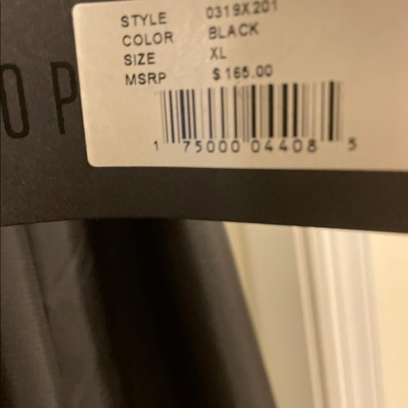 Rocnation PaperPlane Green and Black windbreaker - Picture 8 of 8